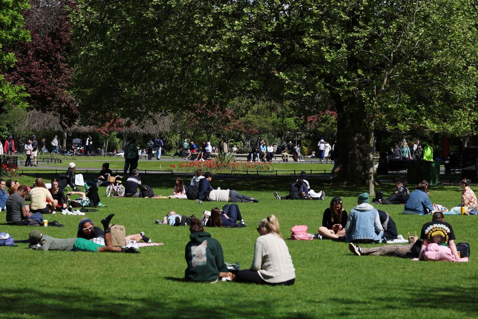 Early May sunshine at St Stephen's Green, Dublin. Photo: Stephen Collins/Collins Photos