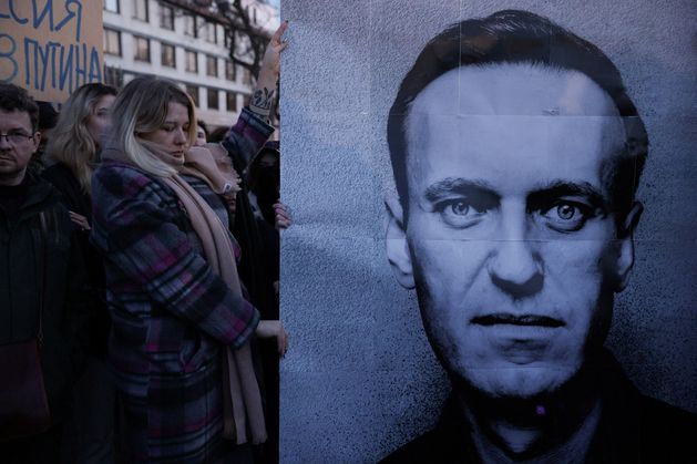 米国、アレクセイ・ナワリヌイ氏死去でロシアに「大規模制裁」発動へ