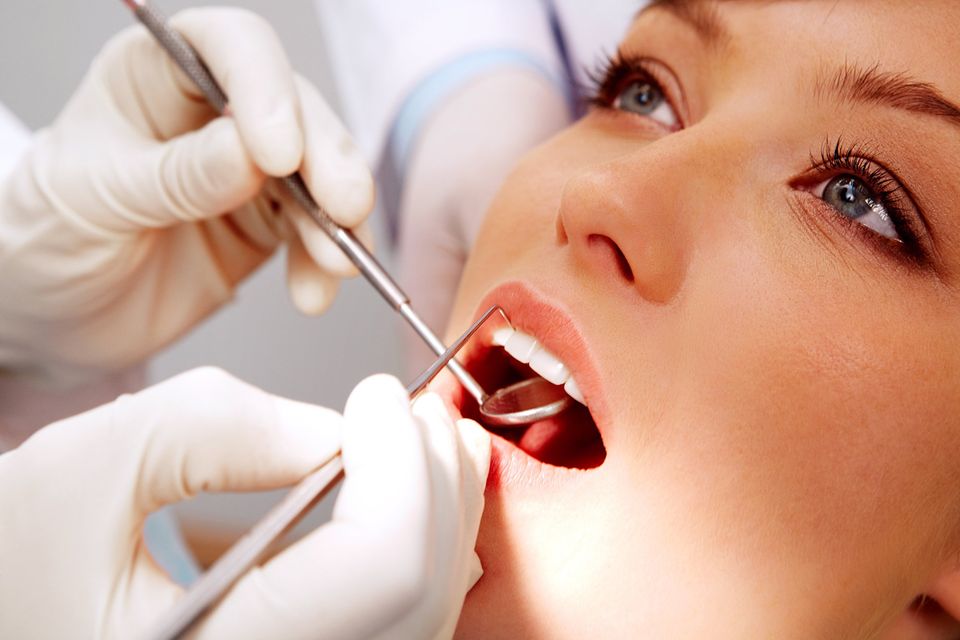Dentist