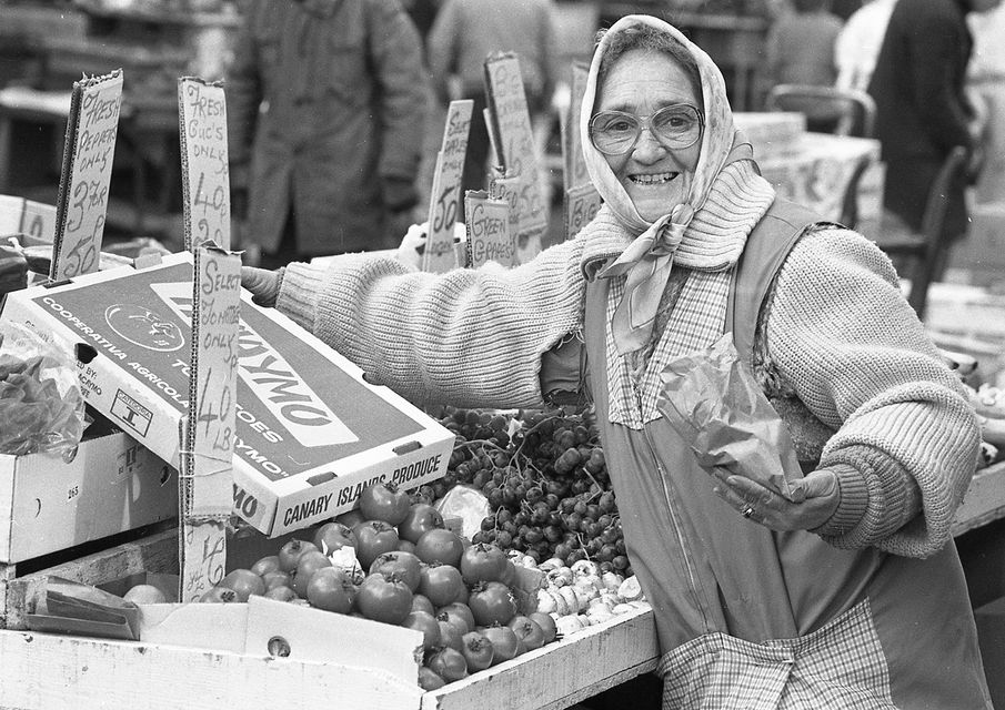 Liz Scully, a Moore Street trader selling Canary Island frozen tomatoes in February 1986.