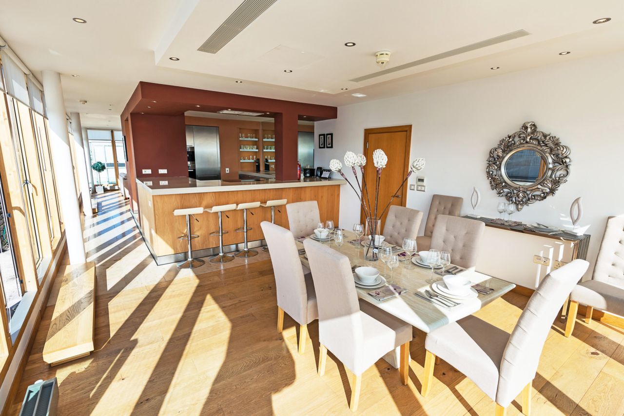 Luxury Penthouses & Apartments | Homes & Villas by Marriott