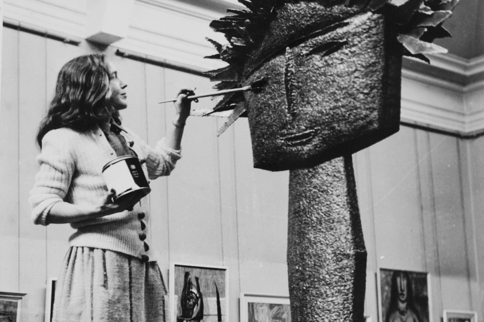 Sculptor Hilary Heron