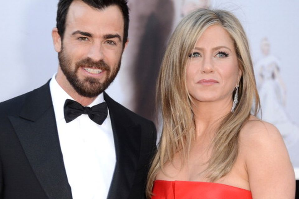 Justin Theroux and Jennifer Aniston attend the Louis Vuitton's Dinner  News Photo - Getty Images