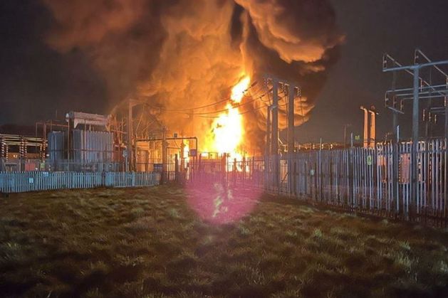 Heathrow Airport: flights resume after ‘unprecedented’ loss of power caused by a substation fire