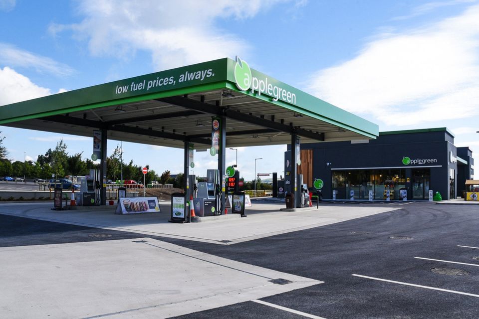 Applegreen is among the big retailers cutting fuel prices