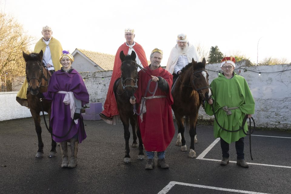 The Three Wise Men with their horses and assistants: John Brophy, Clodagh Brophy, Don Sullivan, Ray Fisher, Donie McEvoy and Ronan Brophy. Photo: Barry Hamilton