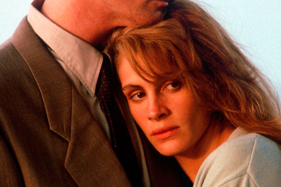Sleeping with the Enemy': Patrick Bergin talks menacing Julia Roberts in  the hit '90s thriller