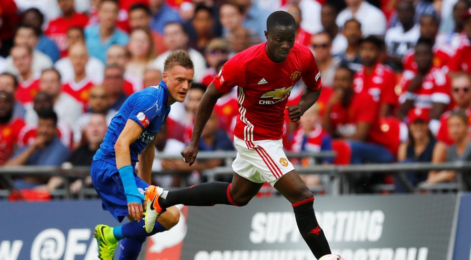 Eric Bailly marshals Jamie Vardy. Photo: Reuters