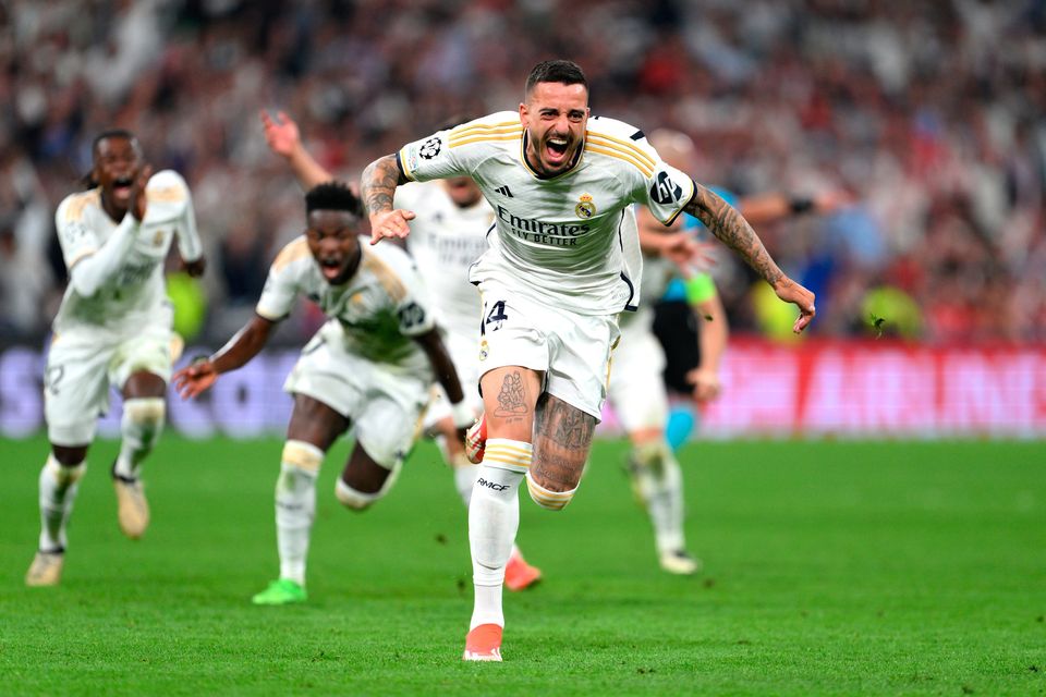 MADRID, SPAIN - MAY 08: Joselu of Real Madrid celebrates scoring his team's second goal during the UEFA Champions League semi-final second leg match between Real Madrid and FC Bayern München at Estadio Santiago Bernabeu on May 08, 2024 in Madrid, Spain. (Photo by David Ramos/Getty Images)