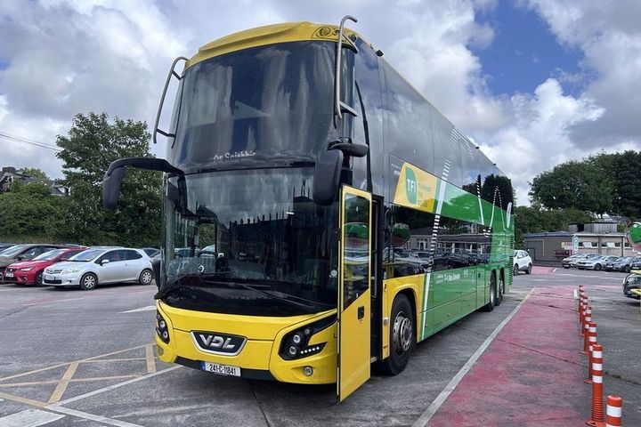 Calls for new Kerry village bus stop after business blocked by buses and treated as a ‘tourist office’