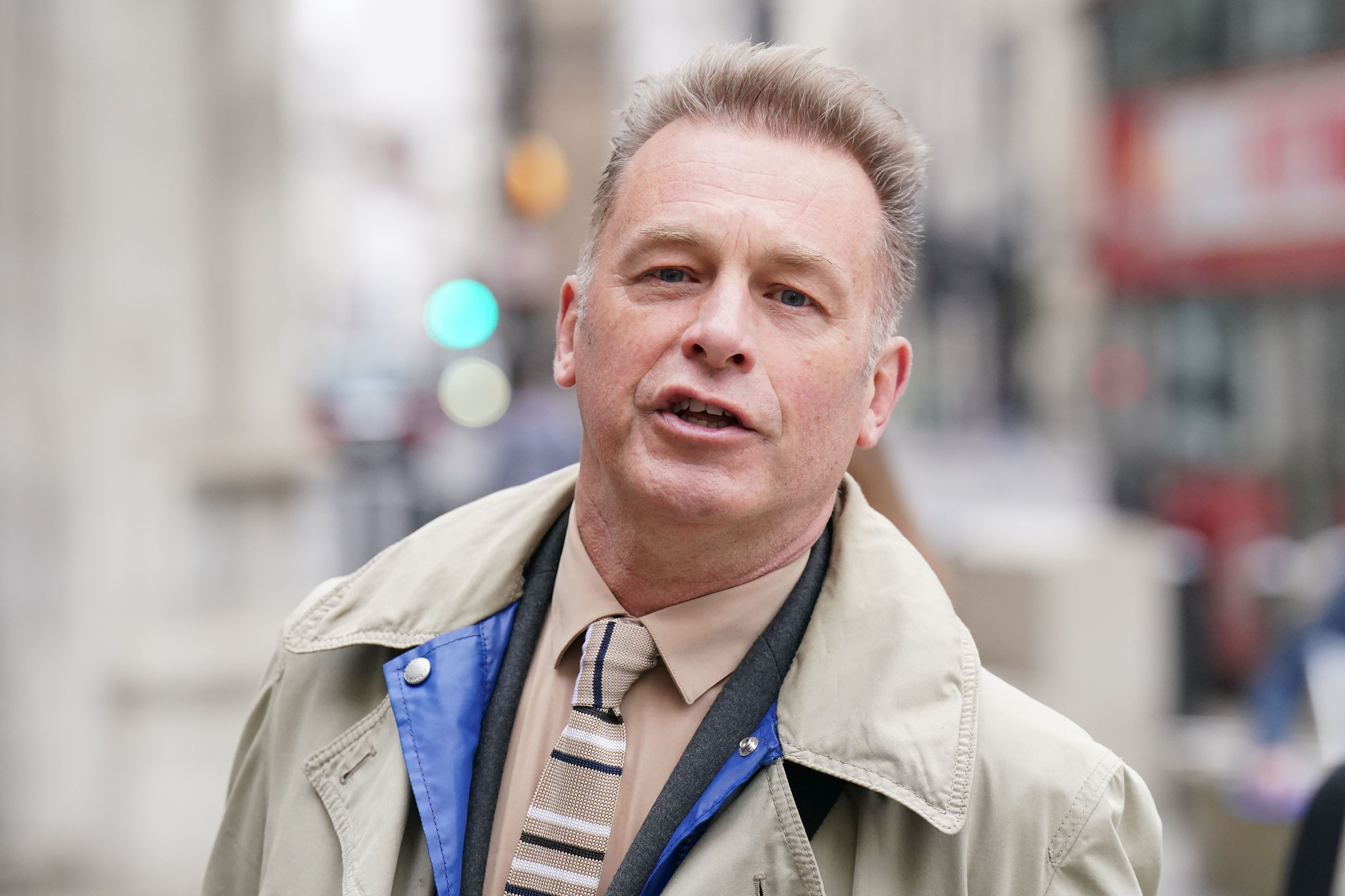 TV presenter Chris Packham urges Labour to stand firm on Ulez