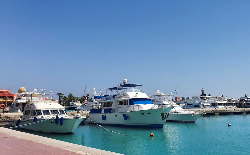 Tourist Yacht Sinks in Red Sea: 17 Missing, Including Irish Citizen