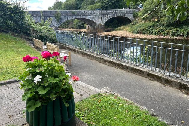 In a village in Wicklow, the garbage bins have been completely removed – now it is garbage-free