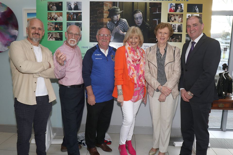 l-r: Jer Ennis, Dick Donaghue, Cllr. Jackser Ownes, Maria Nolan, Cllr. Kathleen Codd-Nolan and Paul Kehoe TD at the film premiere of 'Shadow of Freedom' in Presentation Centre.