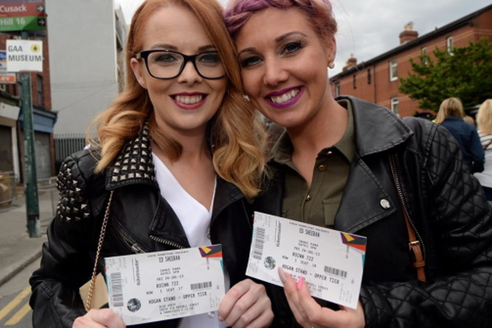 Therese Murray, left, 26, and sister Niamh Donohoe, 31, fro Cabra, on their way to the Ed Sheeran  concert in Croke Park, Dublin. Picture: Caroline Quinn