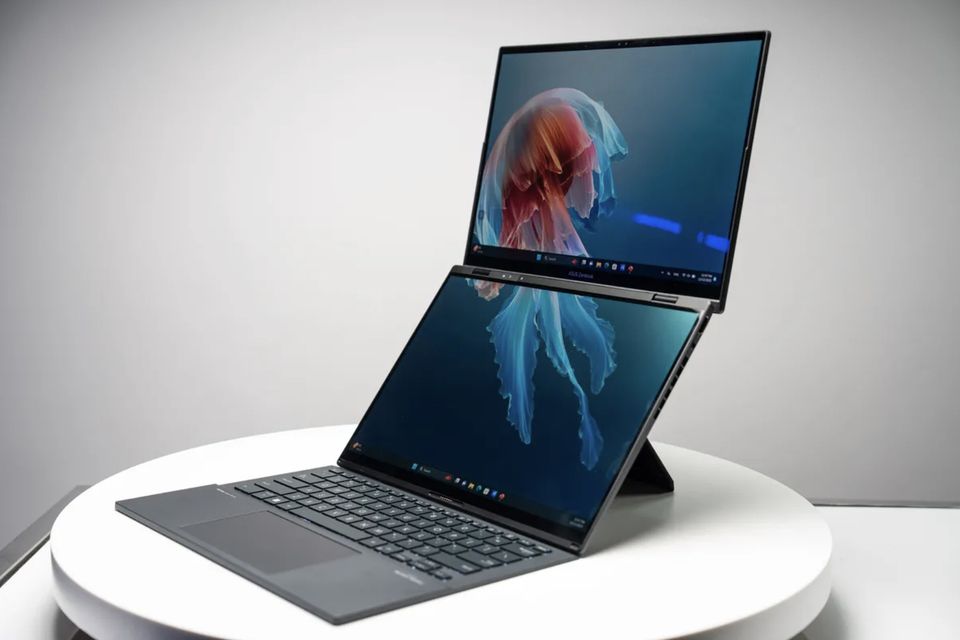 Asus ZenBook Duo dual-screen laptop