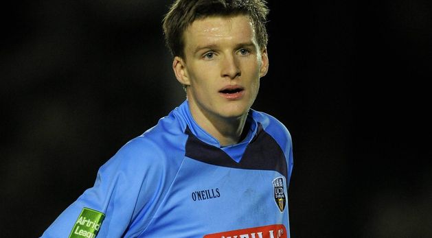 Shamrock Rovers sign former Sheffield Wednesday midfielder Paul Corry