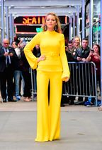 Bossy & Fly- Yellow Suit ( Curve/Plus ) – Ellaé Lisqué