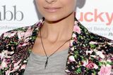 thumbnail: Nicole Richie recently dyed her hair purple and we have to admit we love it on her