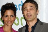 thumbnail: Olivier Martinez  is engaged to Halle Berry.