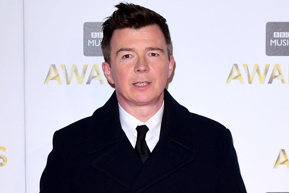 Rick Astley Performs For Families In Hospice 