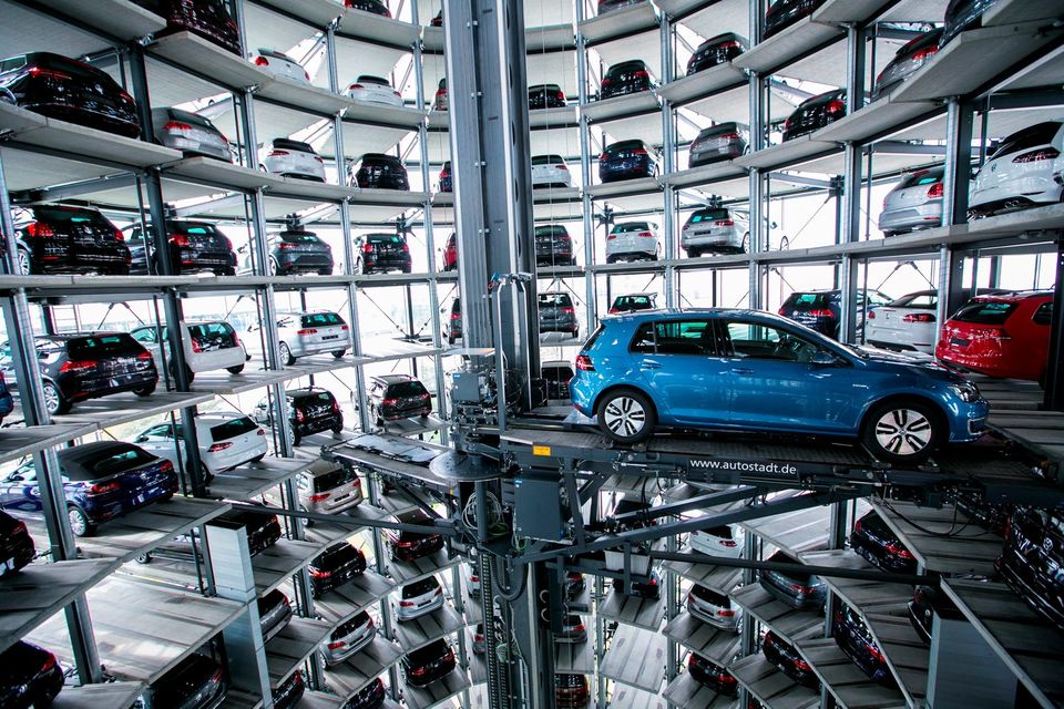 Banking arm of VW reports rise to €340m in new-car financing Photo: Krisztian Bocsi/Bloomberg