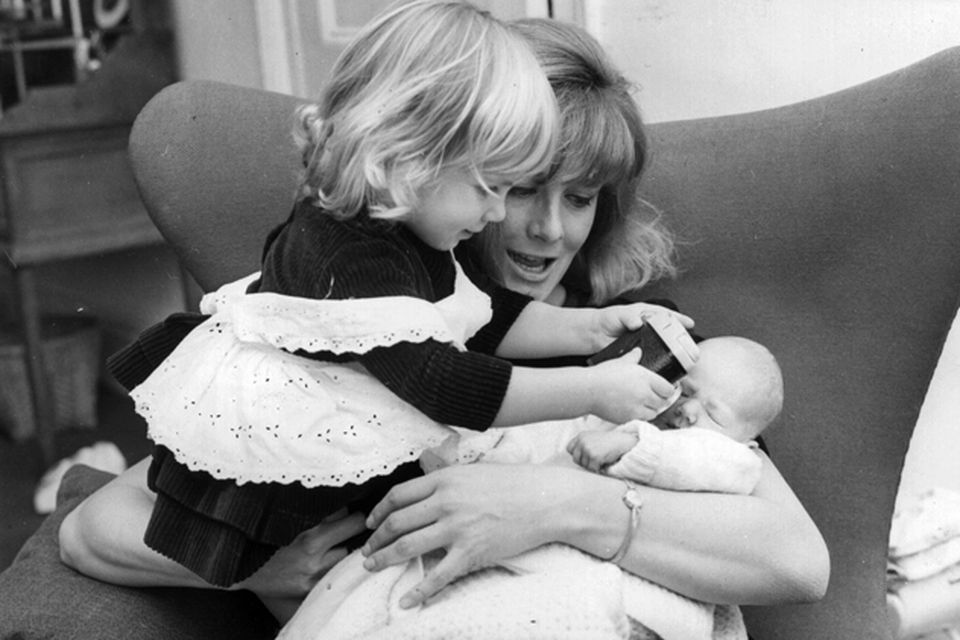 20-month old Natasha Richardson with her mother Vanessa Redgrave and new-born sister Joely. Photo: Central Press, Getty Images