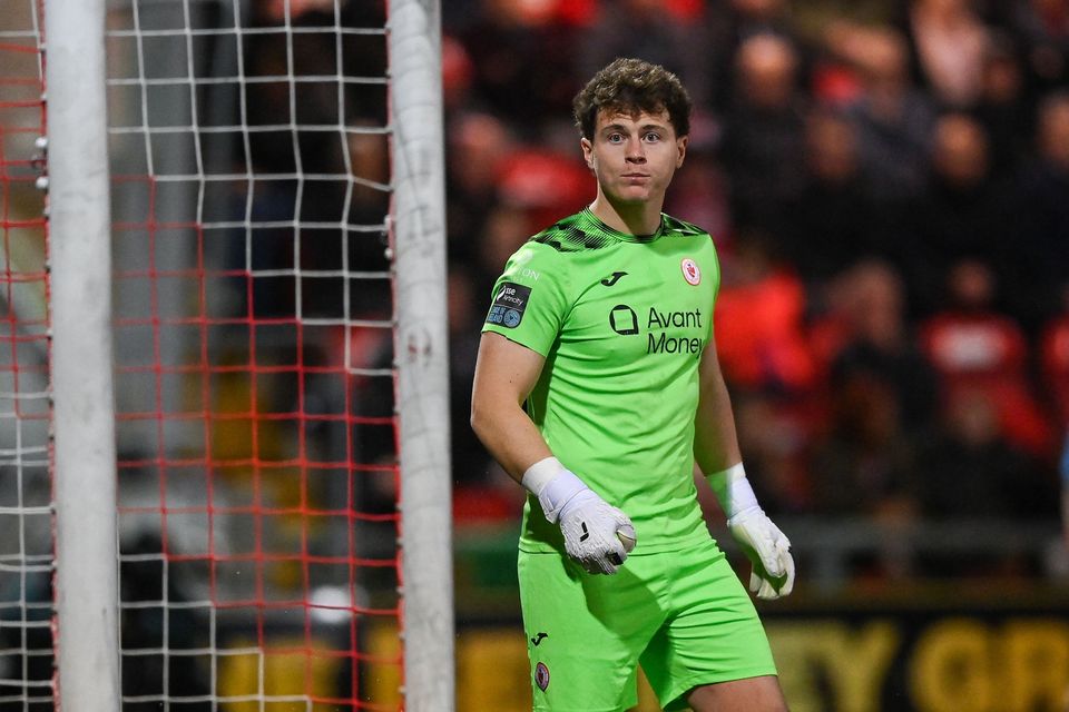 Shamrock Rovers Eye Winter Move for Goalkeeper Ed McGinty