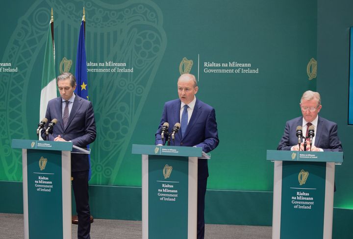 Excise duty cut further and carbon tax rise delayed in €500m of concessions to fuel protesters; Blockades stood down; Sinn Féin to bring confidence motion