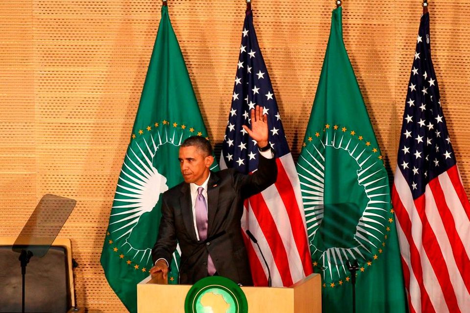 U.S. President Barack Obama salutes delegates after delivering remarks at the African Union in Addis Ababa, Ethiopia July 28, 2015. Obama toured a U.S.-supported food factory in Ethiopia on Tuesday on the last leg of an Africa trip, before winding up his visit at the African Union where he will become the first U.S. president to address the 54-nation body. REUTERS/Tiksa Negeri