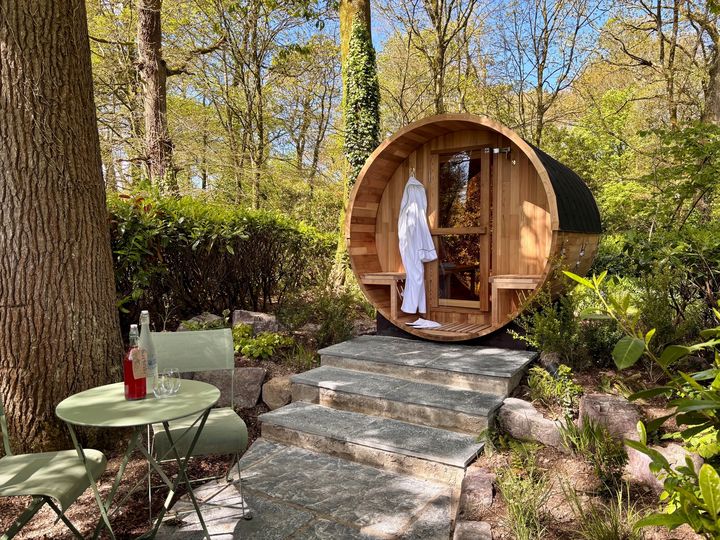 If You Only hotlist:  Ballymaloe House gets steamy, PhotoIreland’s flagship show and where to go for free pizza