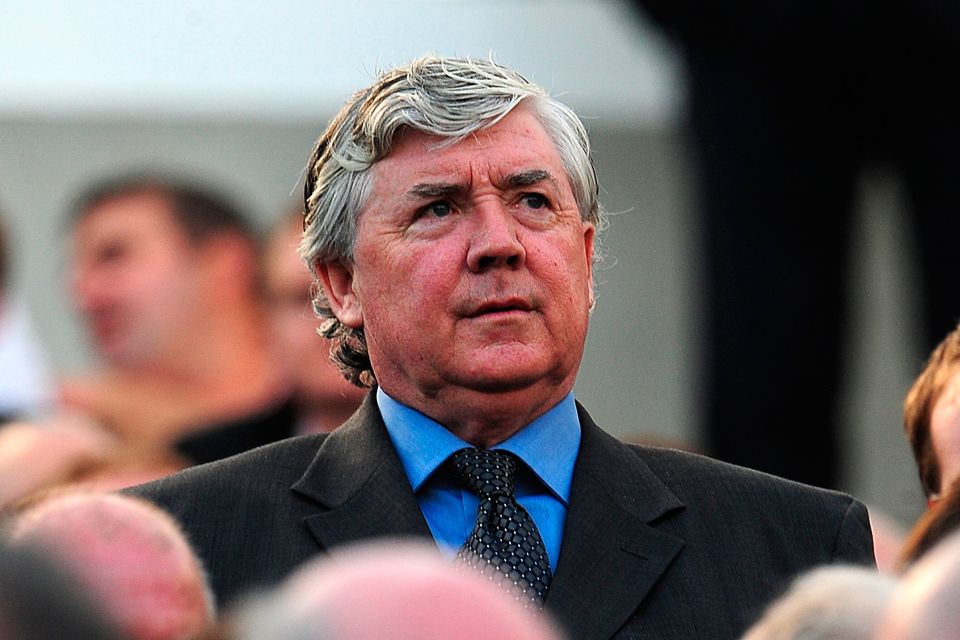 Former Ireland and Tottenham defender, and Wimbledon manager, Joe Kinnear has died at the age of 77, has family have announced in a statement