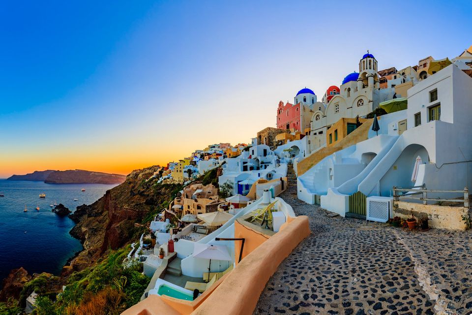 Picture perfect: perfect sunset in Santorini