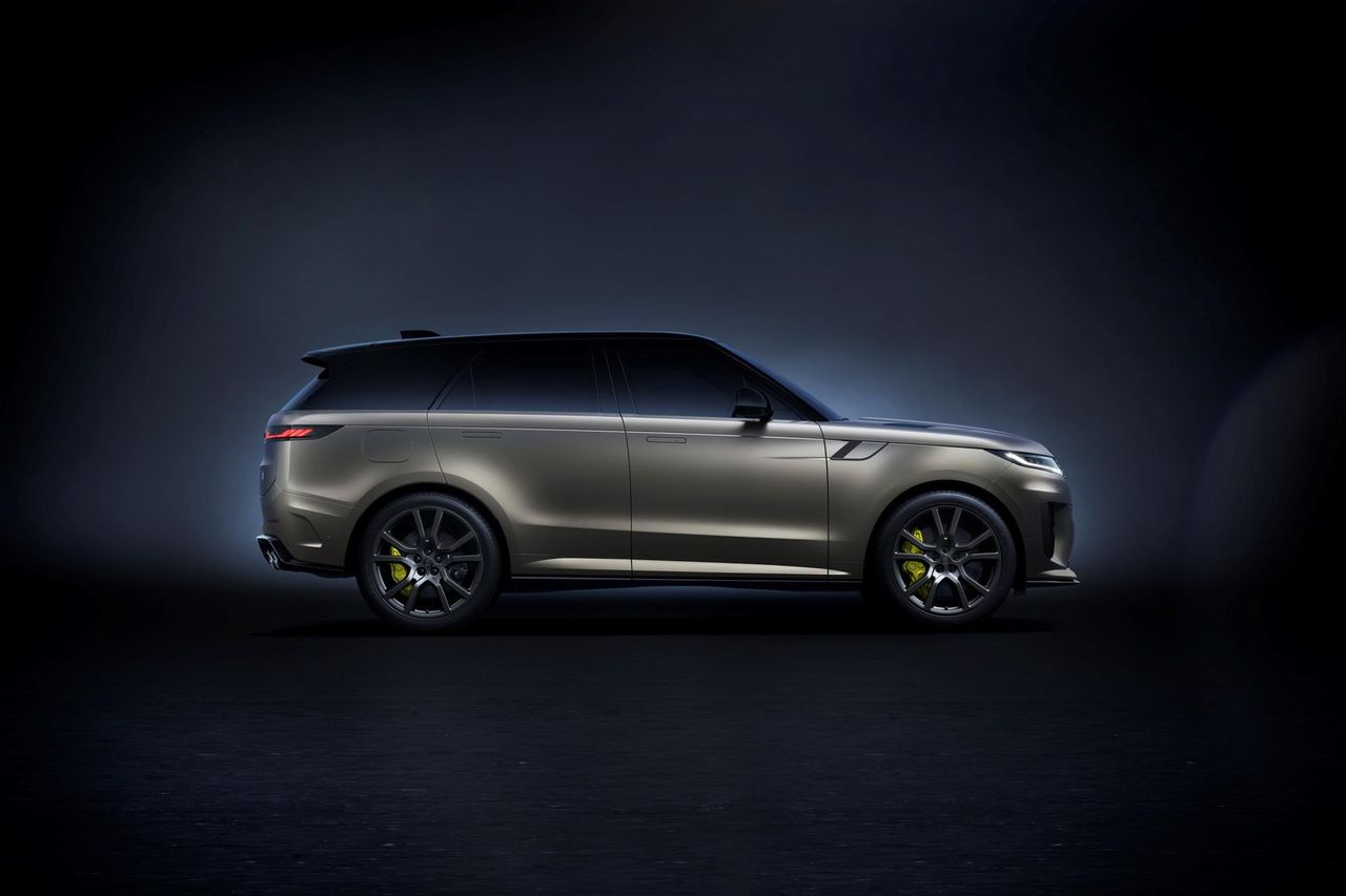 Range Rover: Only a chosen few get the chance to spend €333,000 on special  SUV
