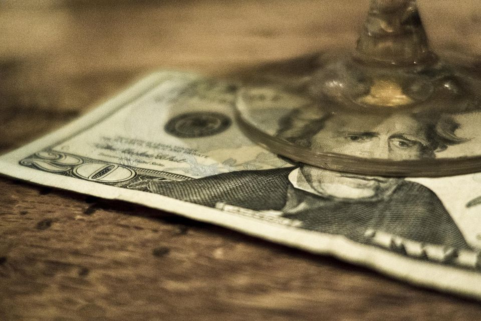 Tipping can be confusing for Europeans in the US. Photo: Getty