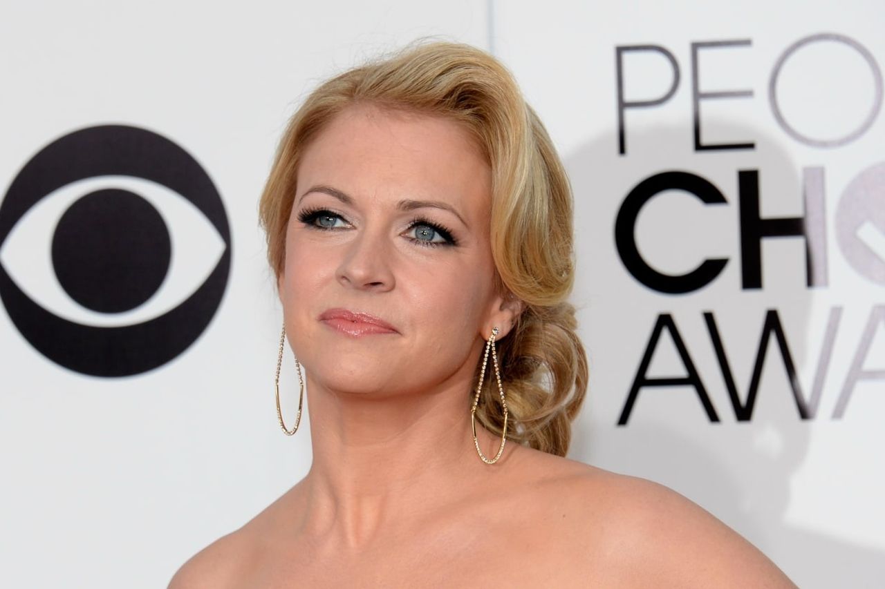Melissa Joan Hart says she was nearly fired from Sabrina The Teenage Witch  over risqué 1999 magazine shoot | Irish Independent