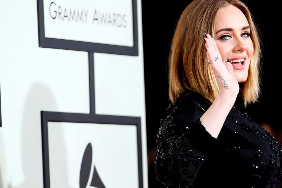 Grammys 2016: Here's Why Adele's Performance Was 'Out of Tune