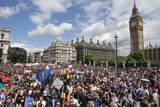 thumbnail: Remain supporters demonstrate during the March for Europe rally