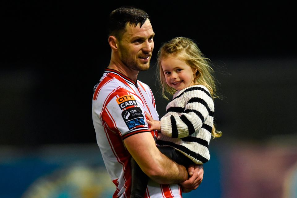 Patrick Hoban of Derry City with his daughter Ilah, age 3, after the Premier Division match between Galway United and Derry City. Photo by Tom Beary/Sportsfile