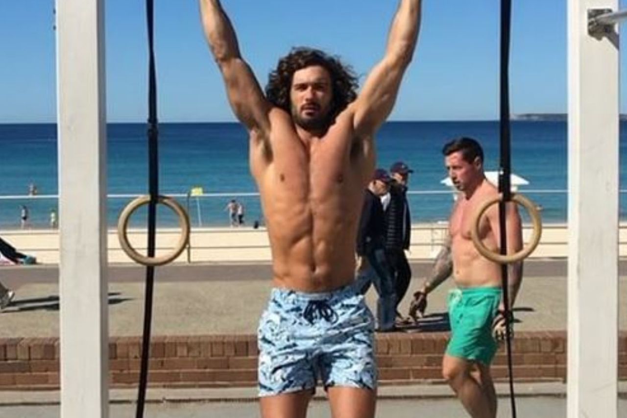 The beacon of all things fitness, Joe Wicks, has fallen off the lean wagon.  Well, he's only human