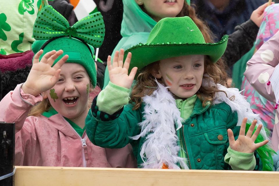 St Patricks day parade New Ross. Power school of Irish dancing float. Photo; Mary Browne