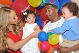 thumbnail: Mariah Carey and Nick Cannon with twins Morocco and Monroe