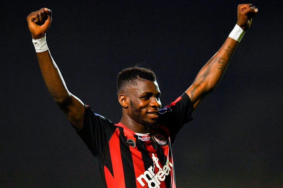 Ismahil Akinade of Bohemians celebrates at the final whistle after the SSE Airtricity League Premier Division match between Bohemians and St Patrick's Athletic at Dalymount Park in Dublin. Photo by Eóin Noonan/Sportsfile