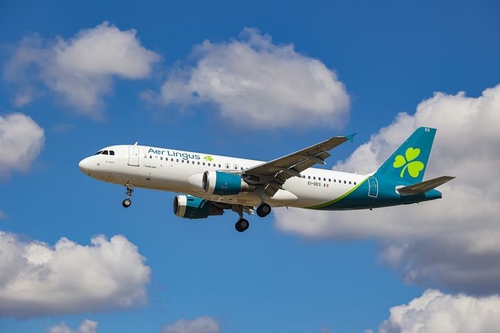 Aer Lingus and Ryanair launch flash sales as airline returns to full service