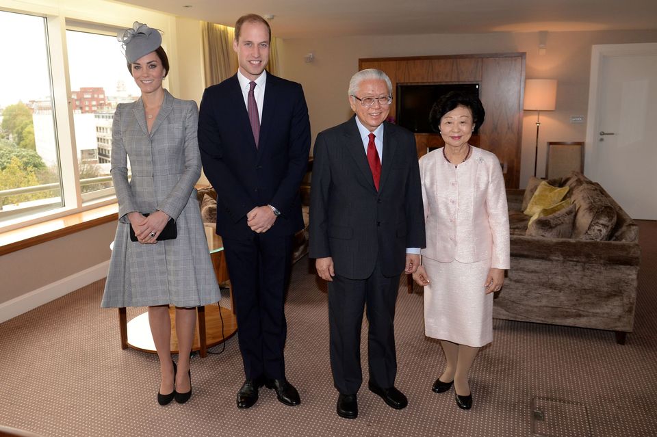 The Duke and Duchess of Cambridge greet the president of Singapore Tony Tan Keng Yam and his wife Mary at the Royal Garden Hotel