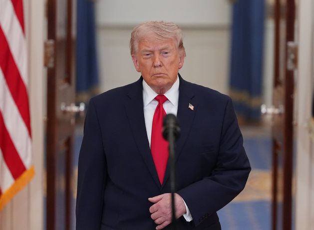 UAE and Kuwait come under attack despite Iran-US ceasefire as some countries remain wary of Hormuz transit