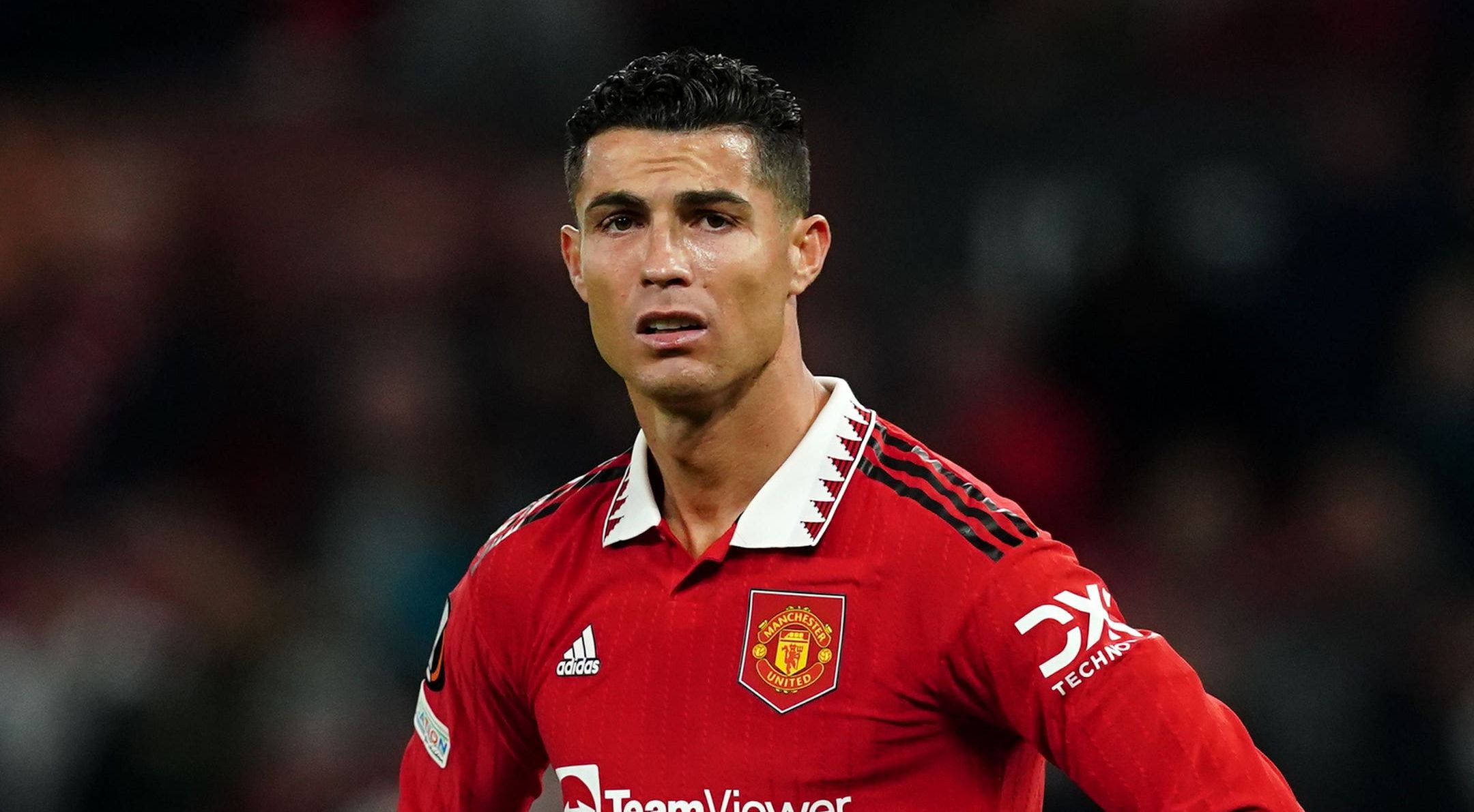 Cristiano Ronaldo 'suspicious' of Man Utd team-mates as dressing