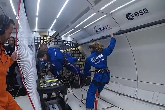 «Я всегда хотела быть космонавтом» — Розмари Коган из Белфаста во время тренировки на Международной космической станции