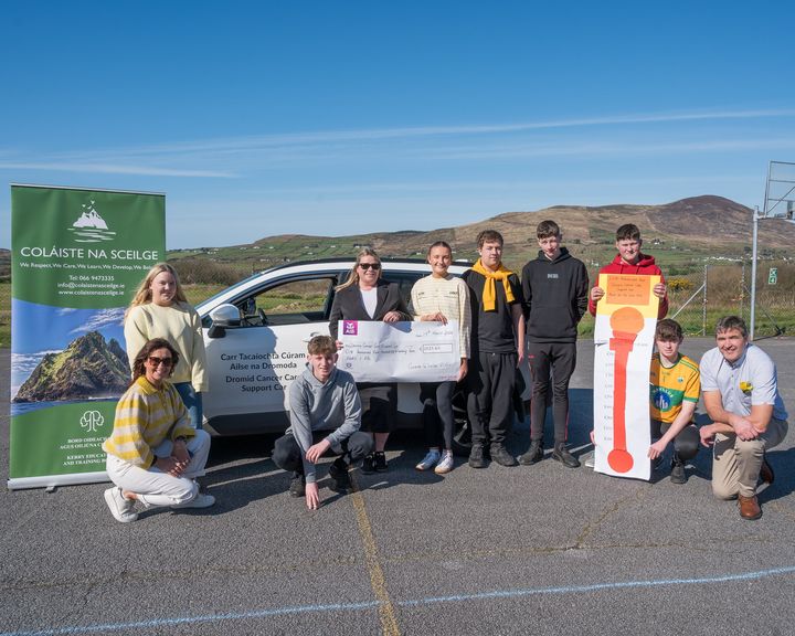 Kerry teenagers do their bit for local cancer initiative ‘that lift the hearts’ of cancer patients