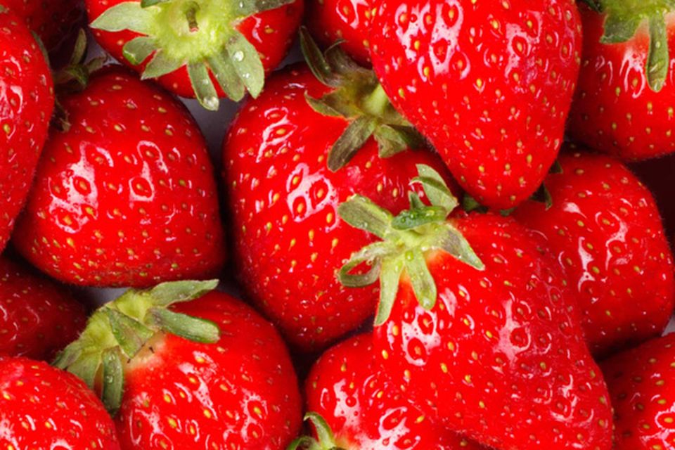 Eating strawberries all year round could prevent heart attacks |  Independent.ie